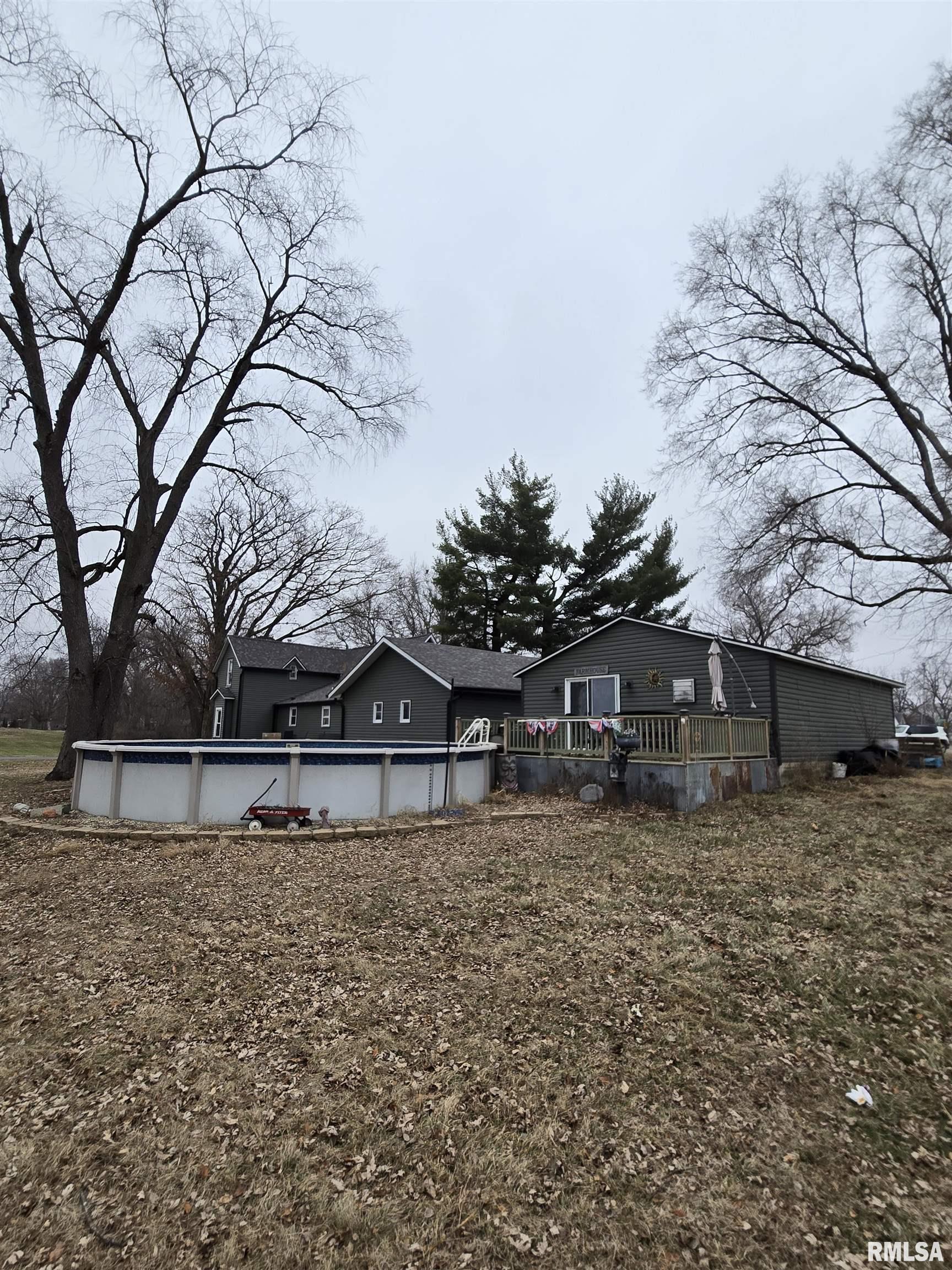 1025 Northeast Depot Street Gilson, IL 61436 - Photo 3 of 29