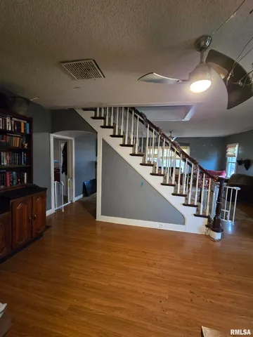 $120,000 | 1025 Northeast Depot Street, Gilson, IL 61436