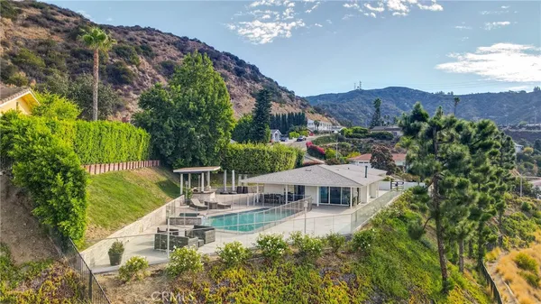 $9,999 | 2461 Allanjay Place, Glendale, CA 91208