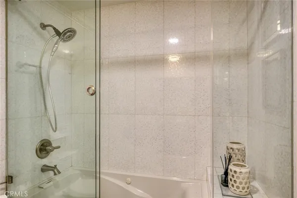 $9,999 | 2461 Allanjay Place, Glendale, CA 91208