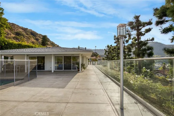 $9,999 | 2461 Allanjay Place, Glendale, CA 91208