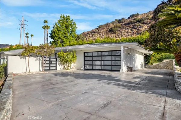 $9,999 | 2461 Allanjay Place, Glendale, CA 91208