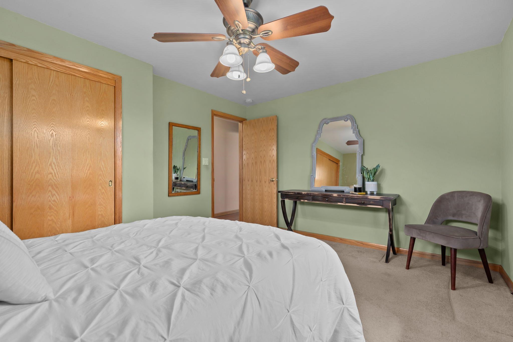 1611 North Nicholas Street Appleton, WI 54914 - Photo 24 of 45