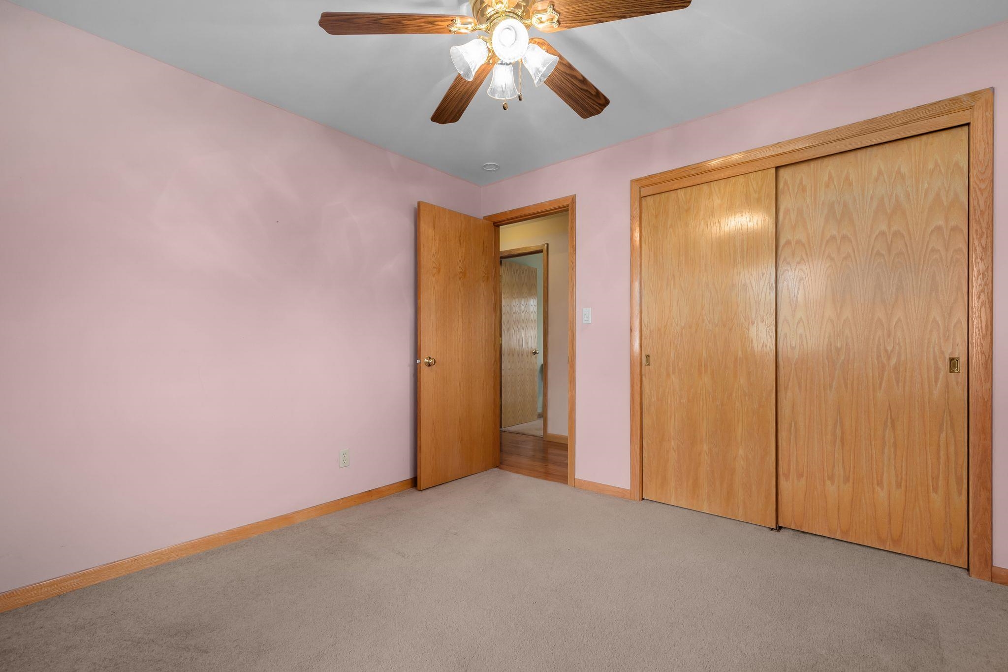 1611 North Nicholas Street Appleton, WI 54914 - Photo 31 of 45