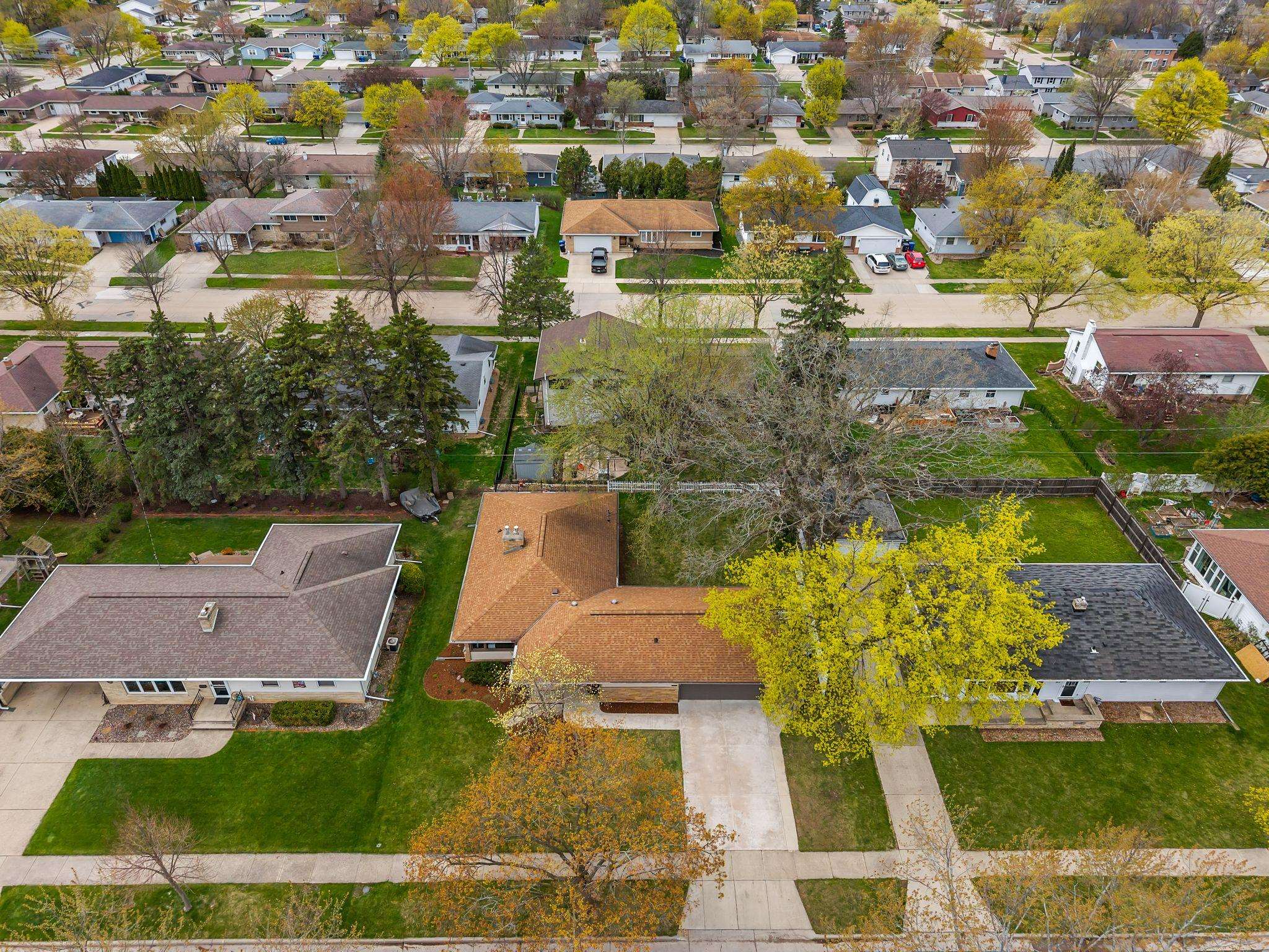 1611 North Nicholas Street Appleton, WI 54914 - Photo 44 of 45