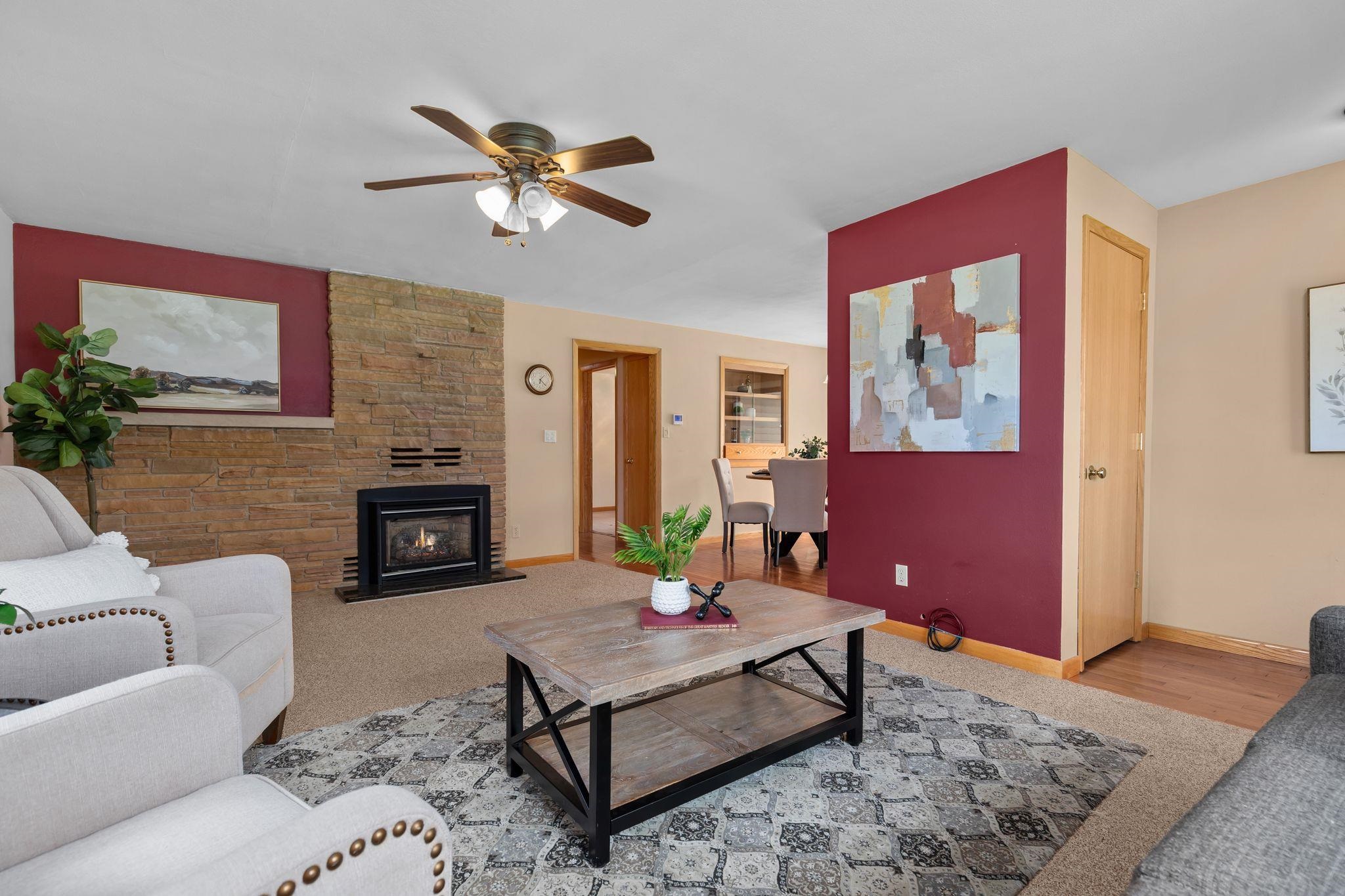 1611 North Nicholas Street Appleton, WI 54914 - Photo 10 of 45