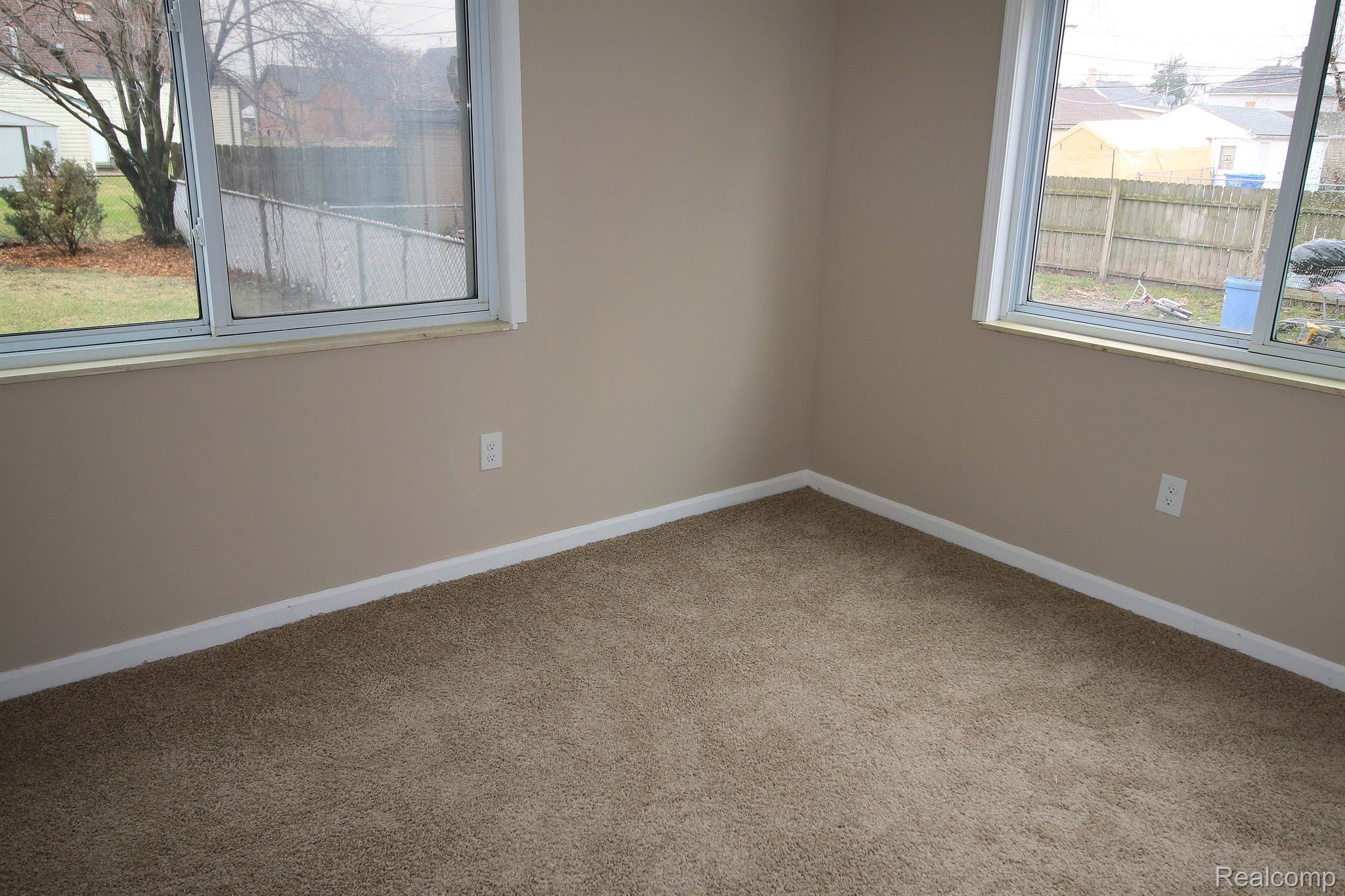 8212 Stephens Road Warren, MI 48089 - Photo 18 of 29 Gallery Image 18