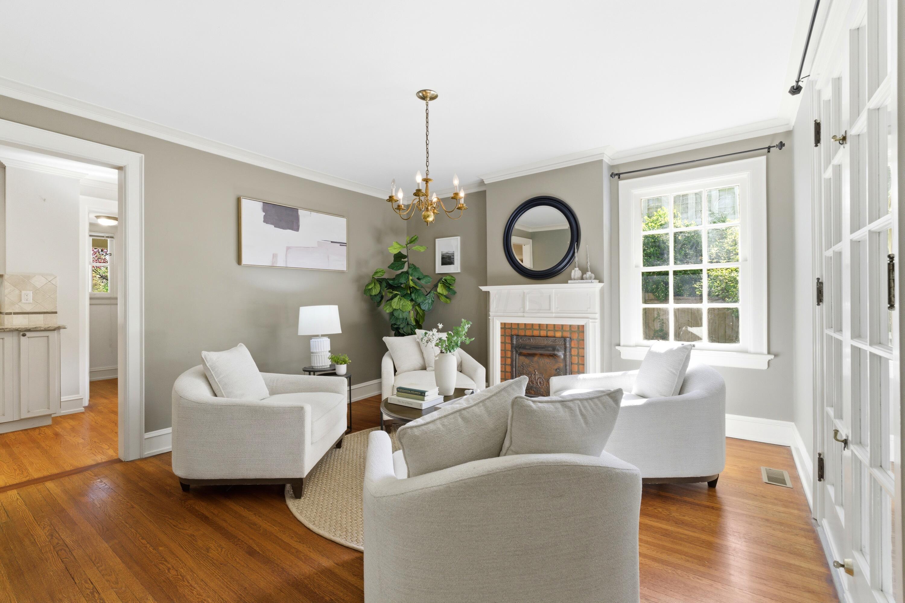 2478 Bryden Road Columbus, OH 43209 - Photo 4 of 78 Sitting Room
