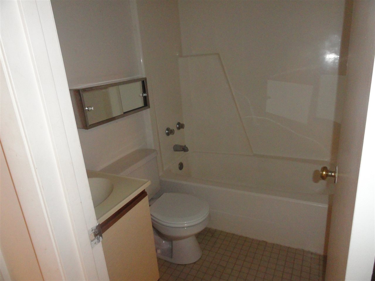 1380 Hunters Road, Unit K Harrisonburg, VA 22801 - Photo 8 of 9 Gallery Image 8