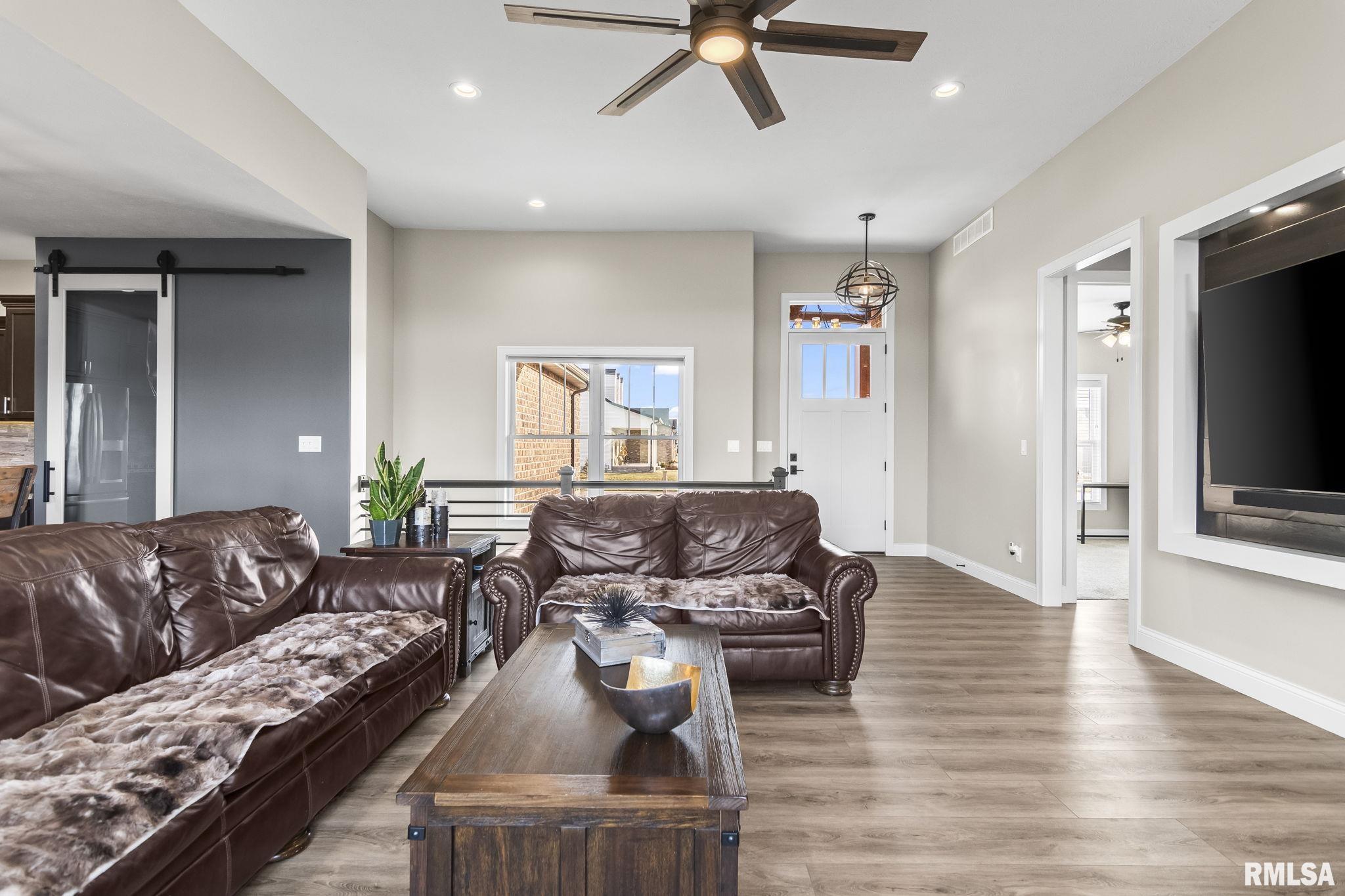 4621 Innisbrook Drive Springfield, IL 62711 - Photo 5 of 55