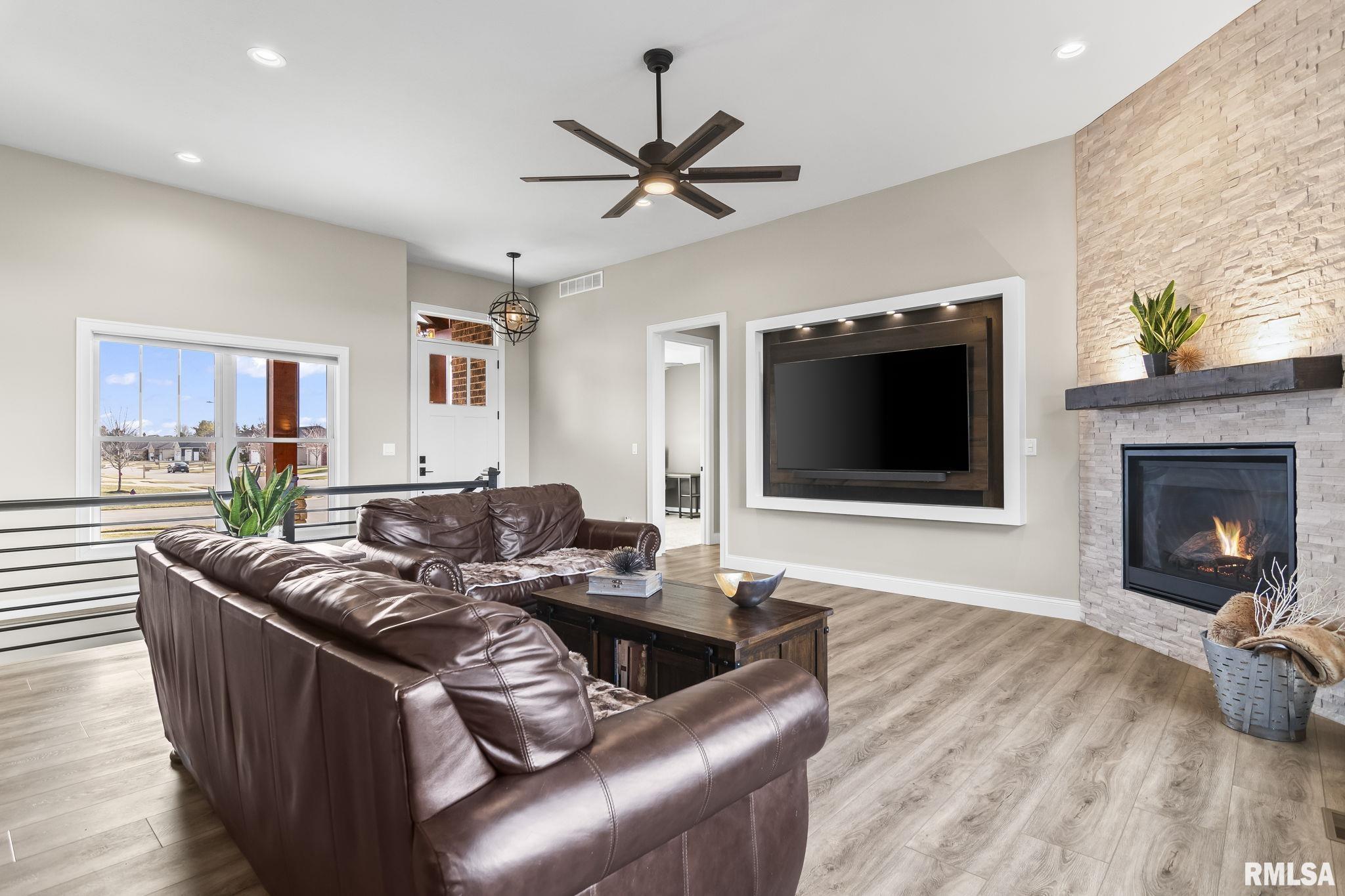 4621 Innisbrook Drive Springfield, IL 62711 - Photo 6 of 55