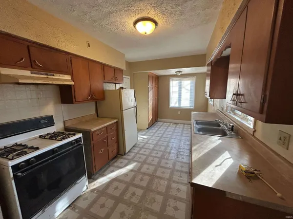 $90,000 | 3811 Oliver Street, Fort Wayne, IN 46806