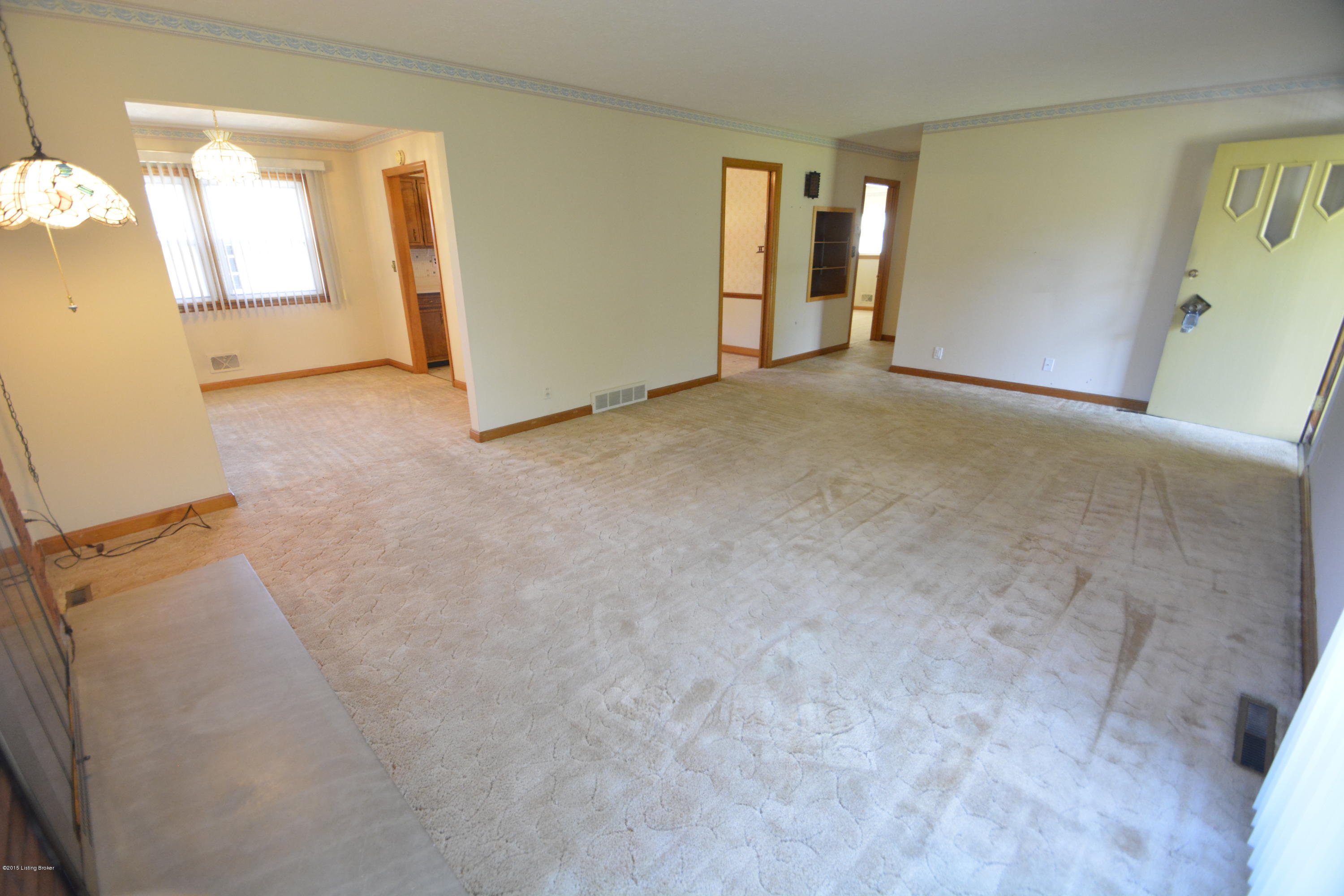 8615 Terry Road Louisville, KY 40258 - Photo 21 of 36 _DSC0457