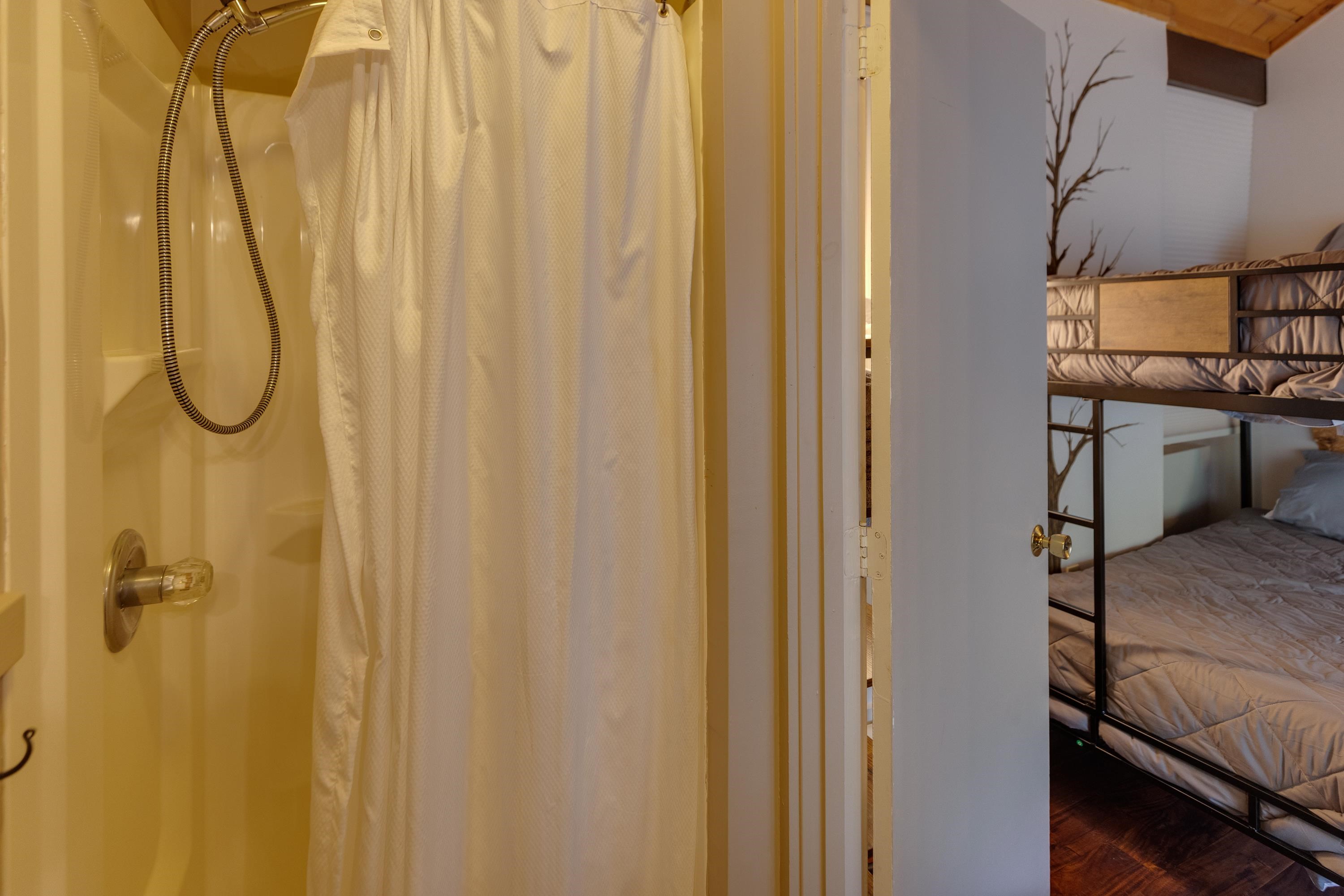 65-2 Clearbrook Road Lincoln, NH 03251 - Photo 21 of 37 Gallery Image 21