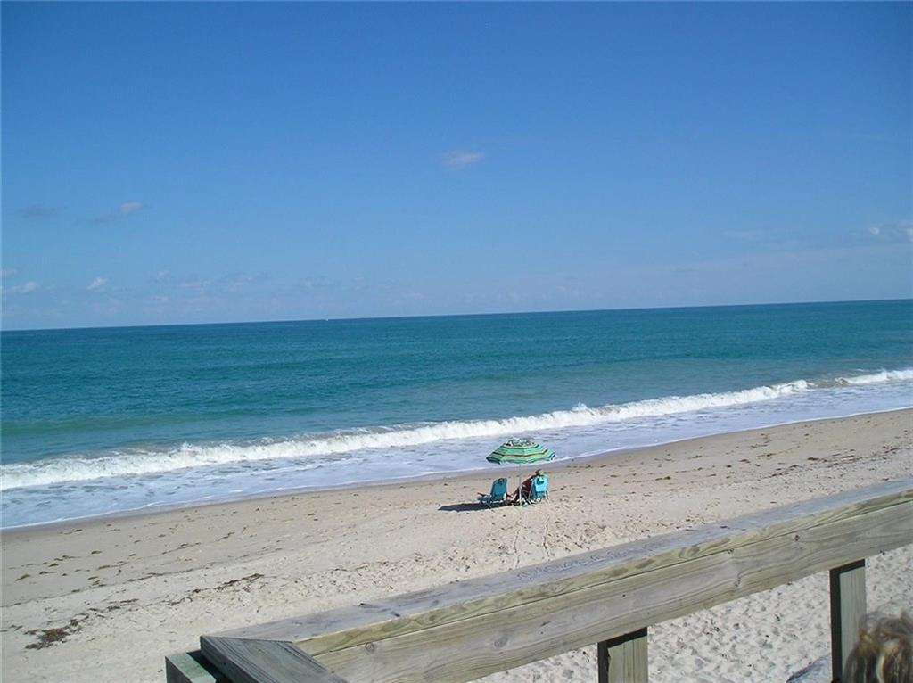 618 Live Oak Road Vero Beach, FL 32963 - Photo 33 of 36
