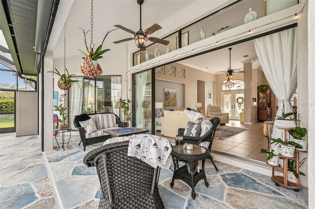 626 May Apple Way Venice, FL 34293 - Photo 4 of 60 a living room with furniture