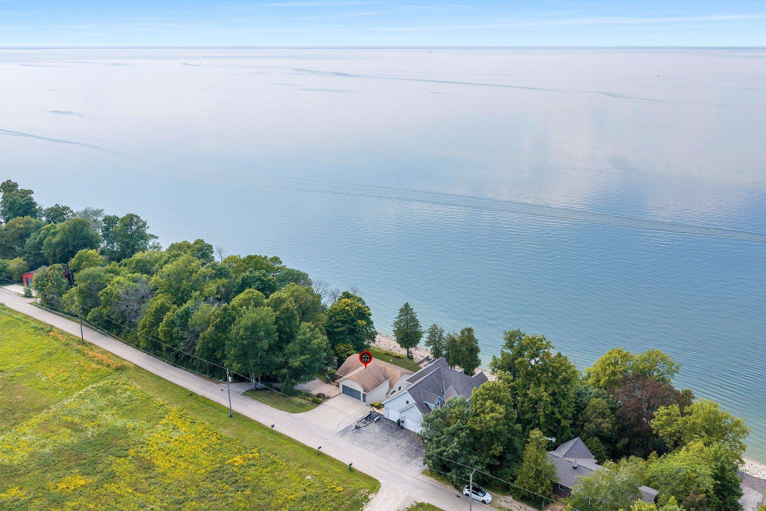 5153 Edgewater Beach Road Green Bay, WI 54311 - Photo 47 of 48