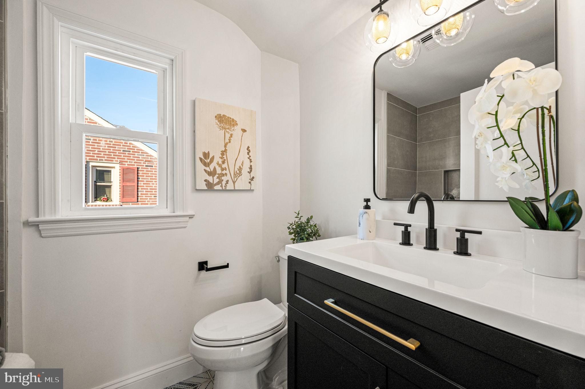 11 Woodbine Road Havertown, PA 19083 - Photo 16 of 27 Hall Bath