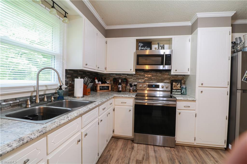 1655 Feezor Road Lexington, NC 27292 - Photo 9 of 21 Gallery Image 9