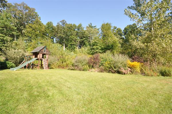 93 Maple Street Stow, MA 01775 - Photo 12 of 13 Gallery Image 12