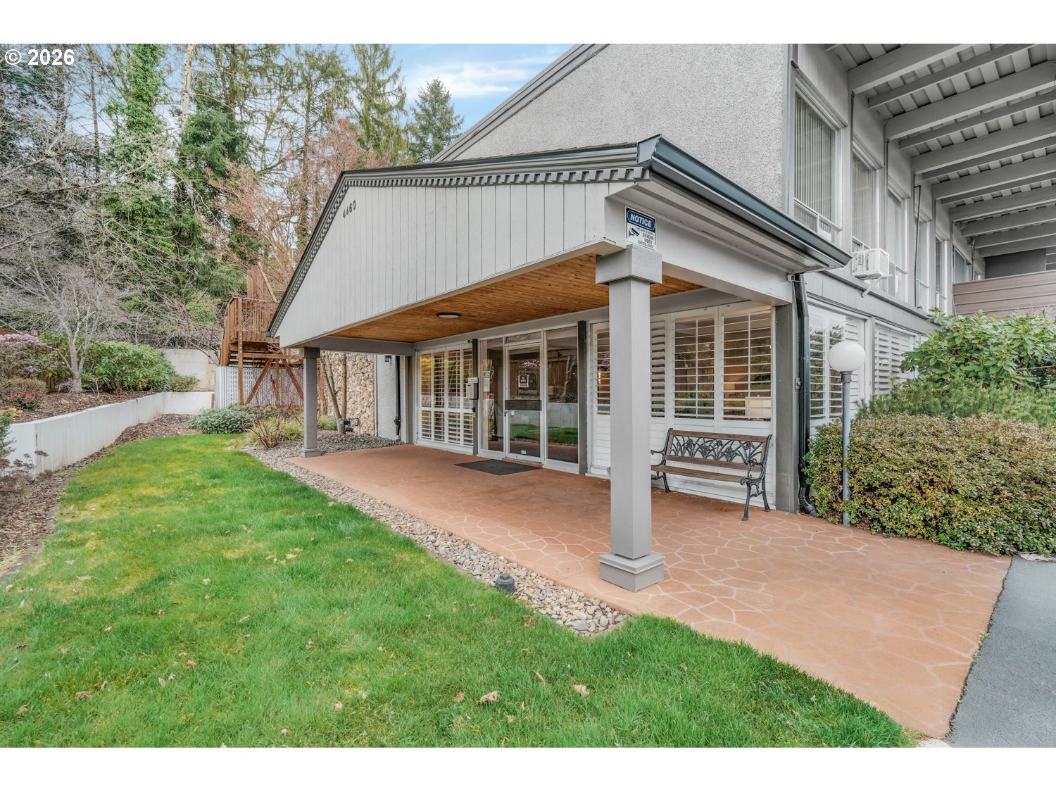 4460 Southwest Scholls Ferry Road, Unit 3 Portland, OR 97225 - Photo 25 of 36 Gallery Image 25