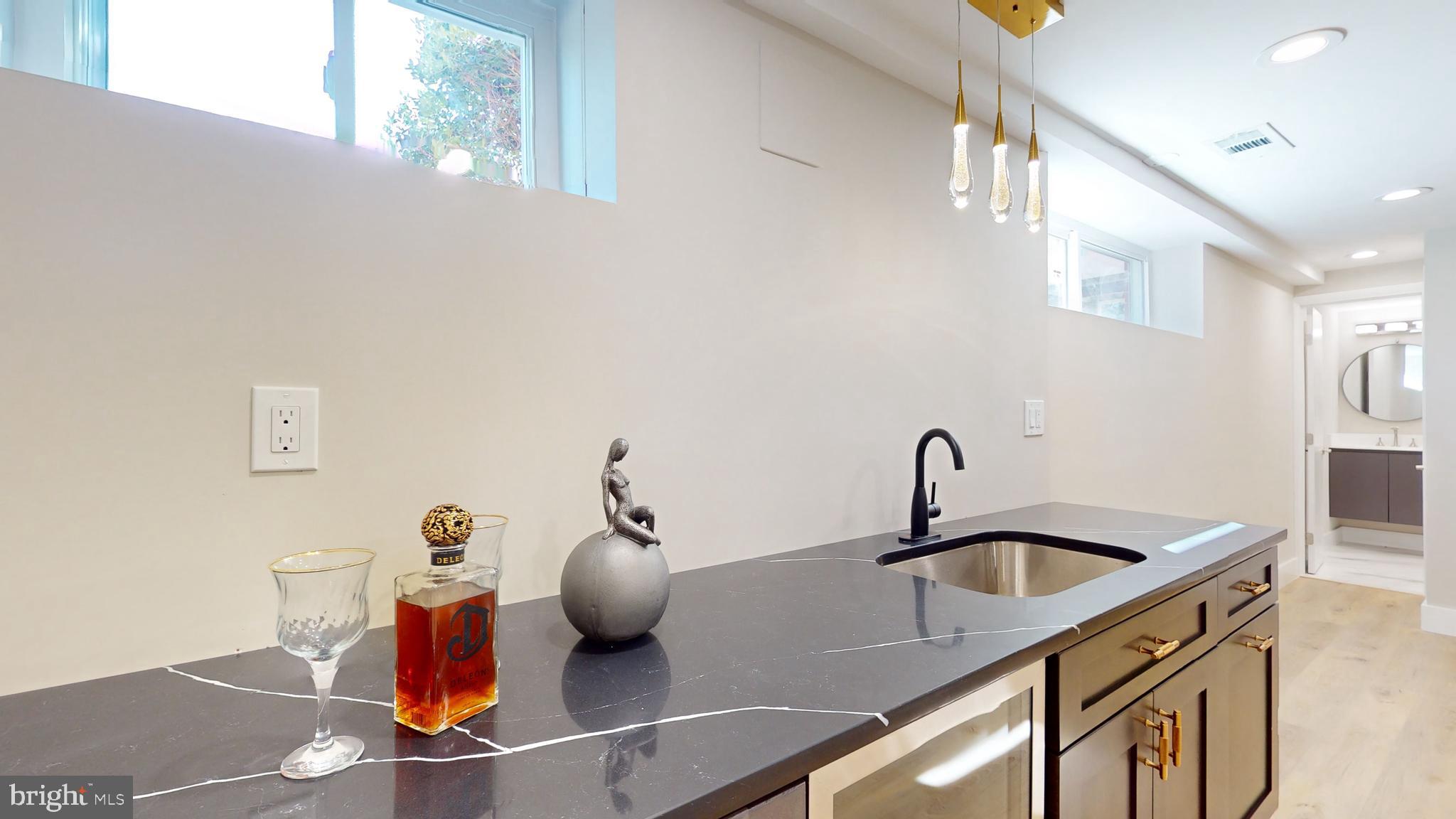 4409 Park Road Alexandria, VA 22312 - Photo 32 of 37 Gallery Image 32