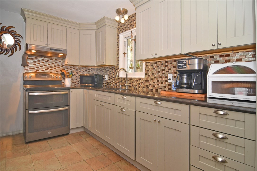 680 Hazard Road West Greenwich, RI 02817 - Photo 11 of 33