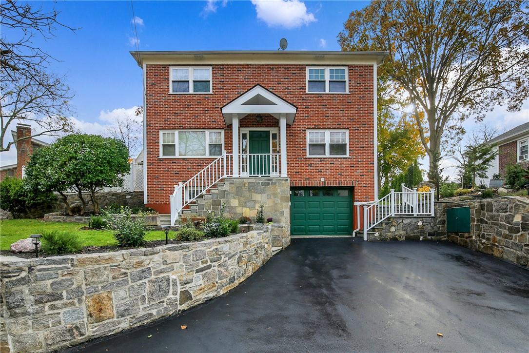 Welcome home to 36 Lincoln Ave, Tuckahoe (Eastchester School District & Anne Hutch Elementary).  Front door is for unit #1 on the 1st floor.  Unit 1 also included the basement