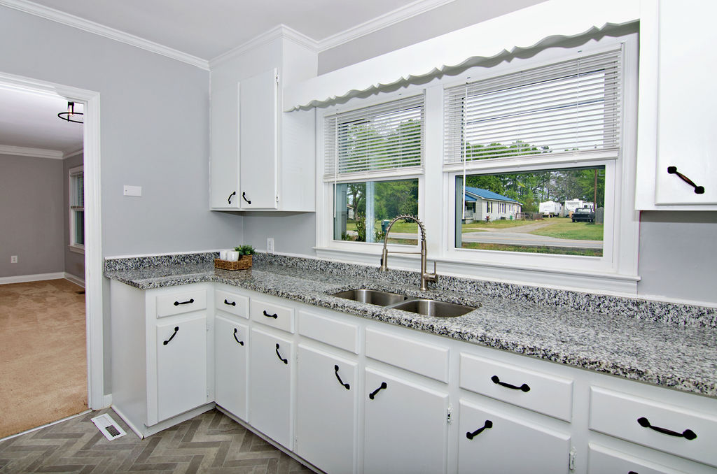 3303 Dixon Road Anderson, SC 29625 - Photo 11 of 31