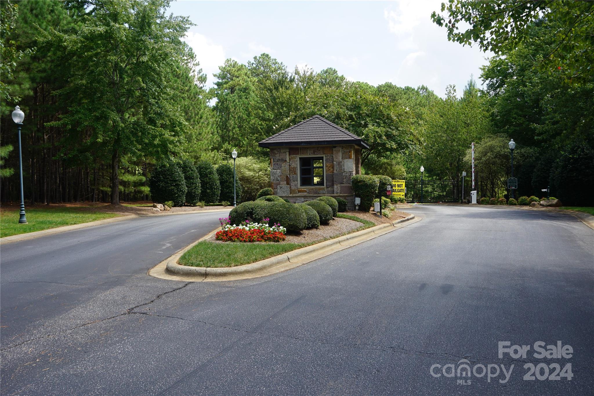 140 Greens Road Granite Falls, NC 28630 - Photo 8 of 13 Gallery Image 8