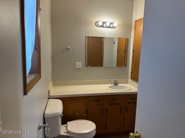 $2,400 | 211 Pamlico Street, Unit C, Belhaven, NC 27810