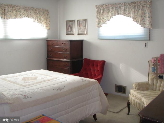507 George Avenue Baltimore, MD 21221 - Photo 12 of 19 Bedroom