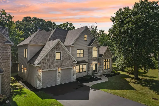 $799,000 | 27W327 Williams Street, Winfield, IL 60190