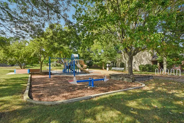 $799,000 | 27W327 Williams Street, Winfield, IL 60190