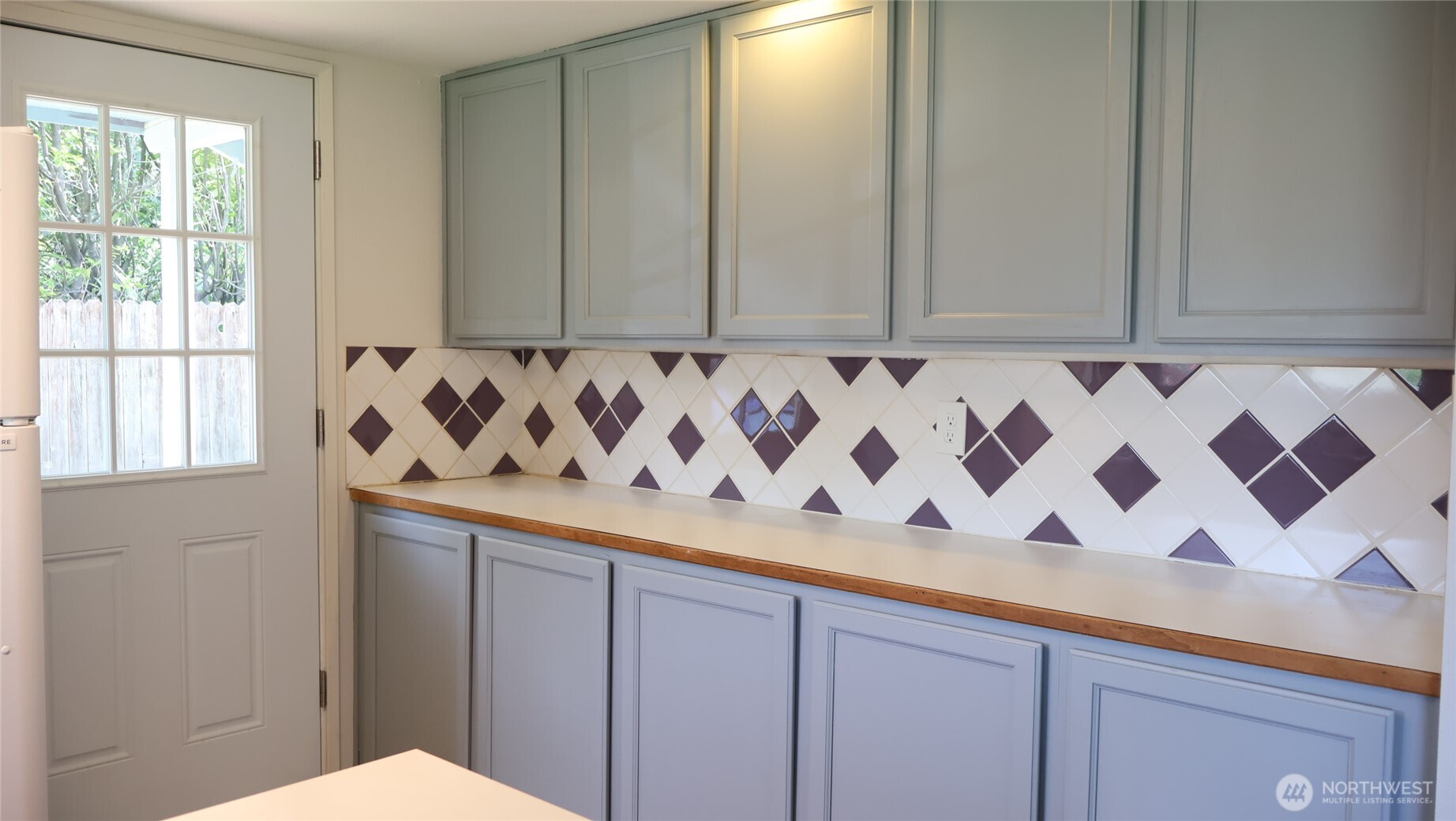 4484 Southeast Foss Road Port Orchard, WA 98366 - Photo 13 of 29