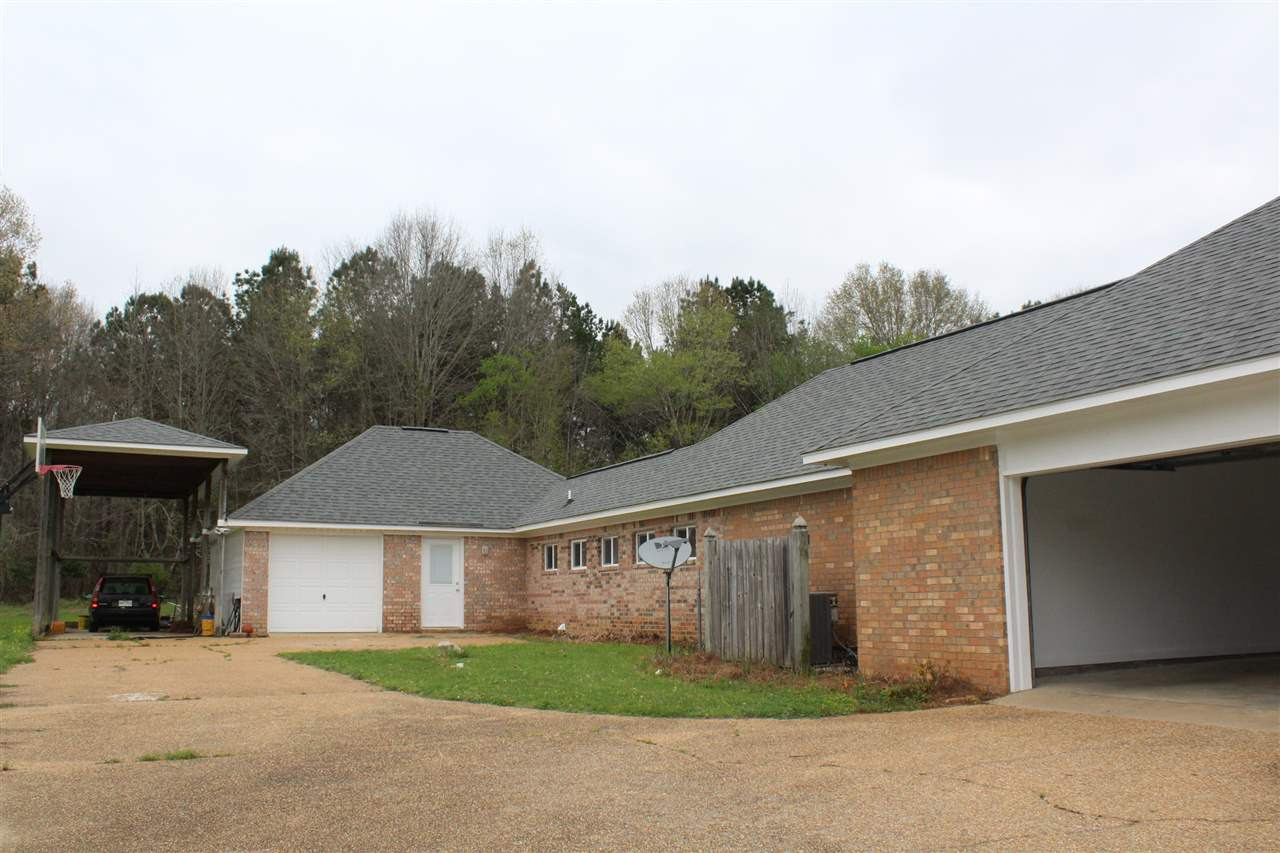 132 Falcon Ridge Drive Raymond, MS 39154 - Photo 5 of 47 Photo 5