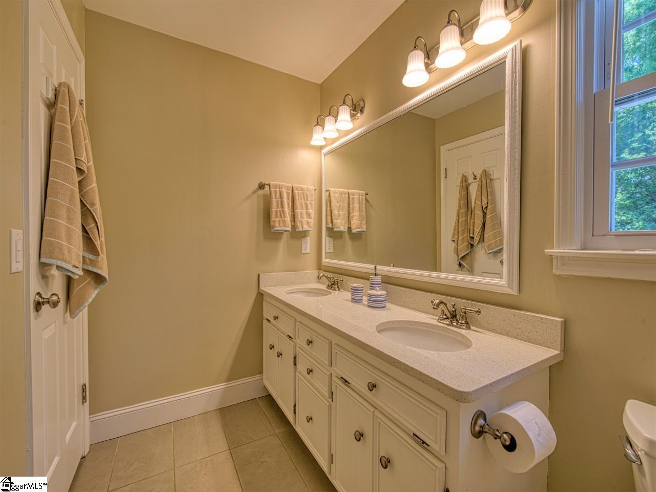 402 Sugar Mill Road Greer, SC 29650 - Photo 24 of 36 Gallery Image 24