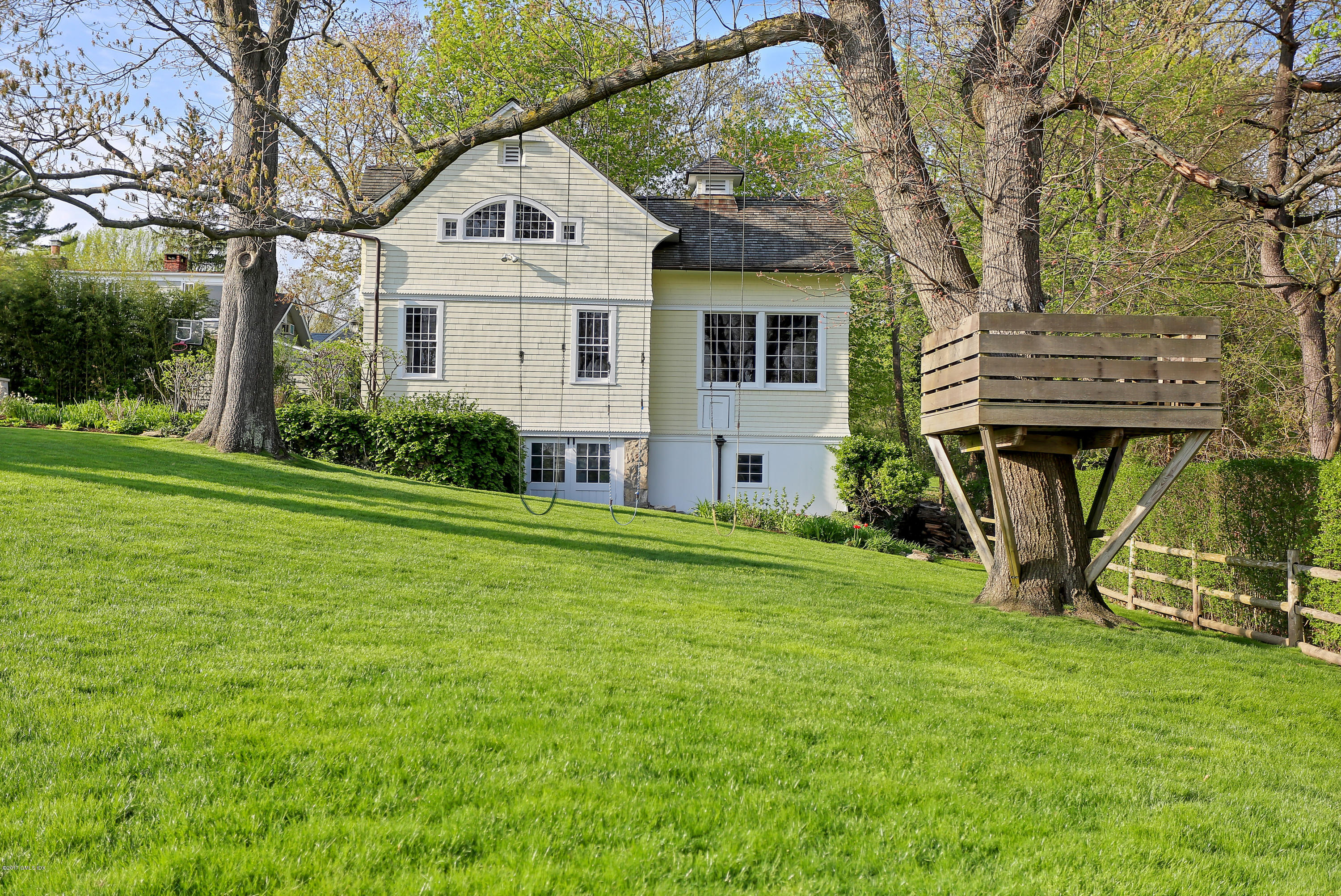 96 Club Road Riverside, CT 06878 - Photo 28 of 33 a view of a house with backyard and garden