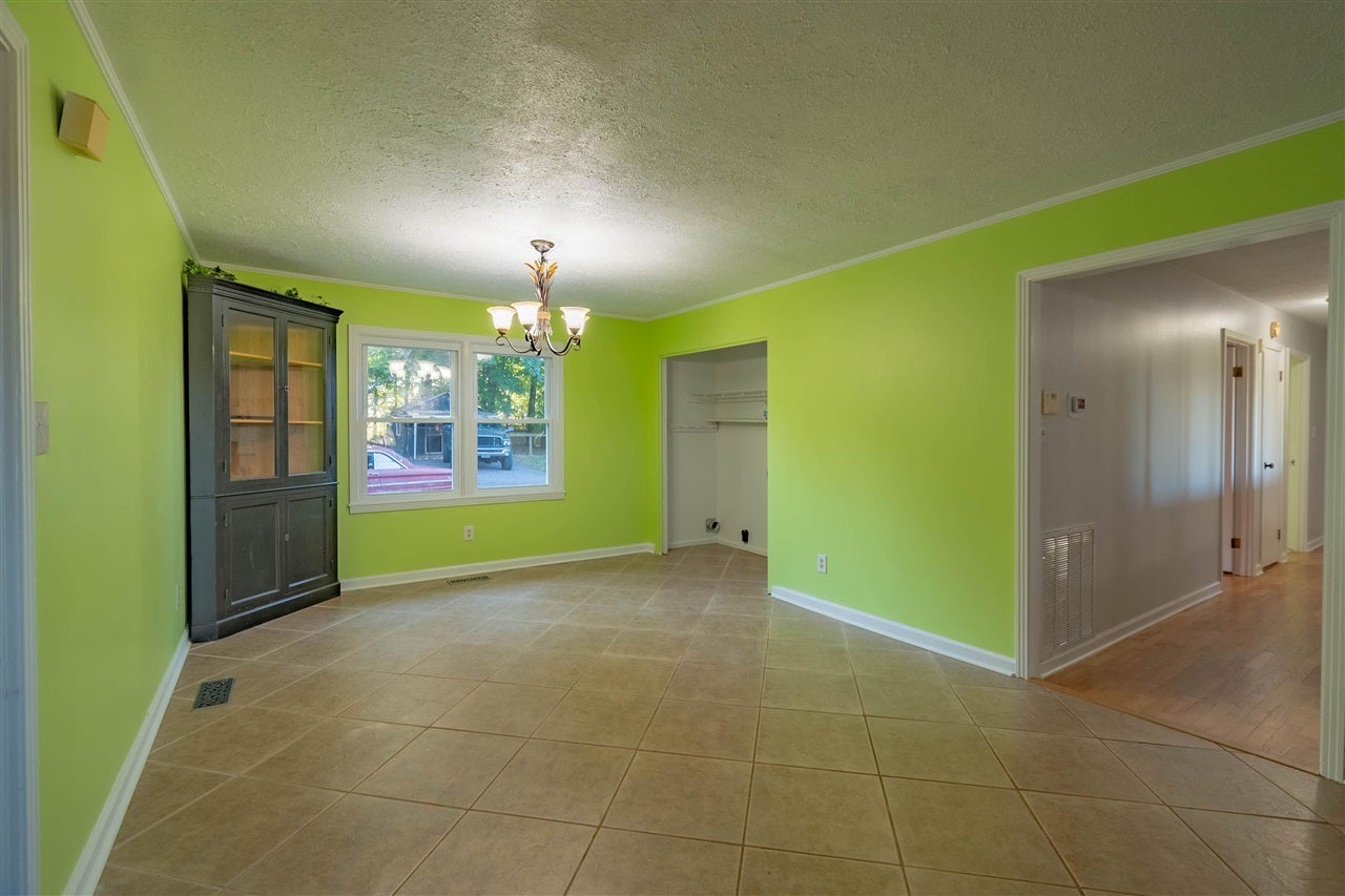 194 Vick Road Russellville, KY 42276 - Photo 9 of 26 Gallery Image 9