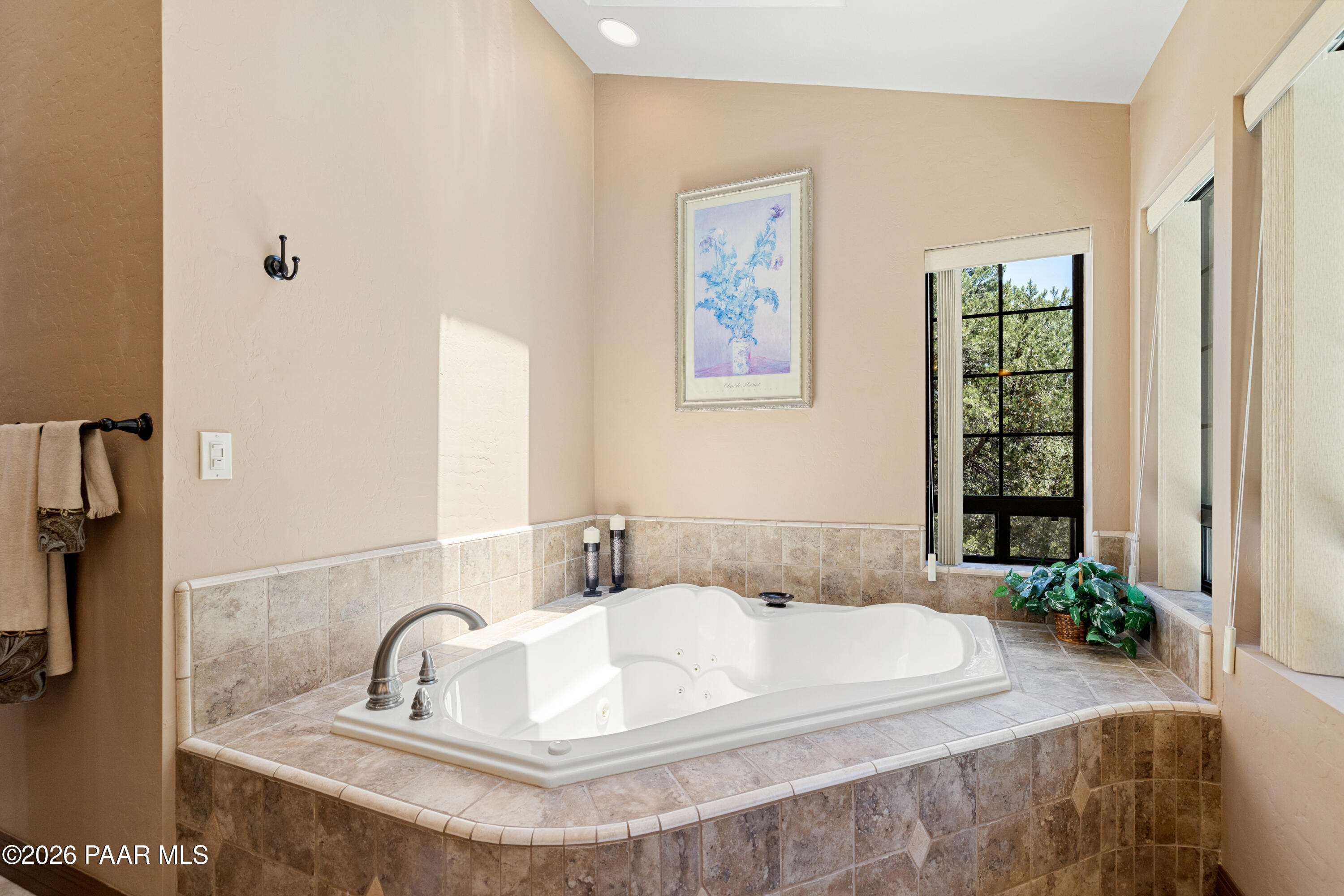 1289 Manzanita Hill Road Prescott, AZ 86303 - Photo 32 of 64 Master Bathroom