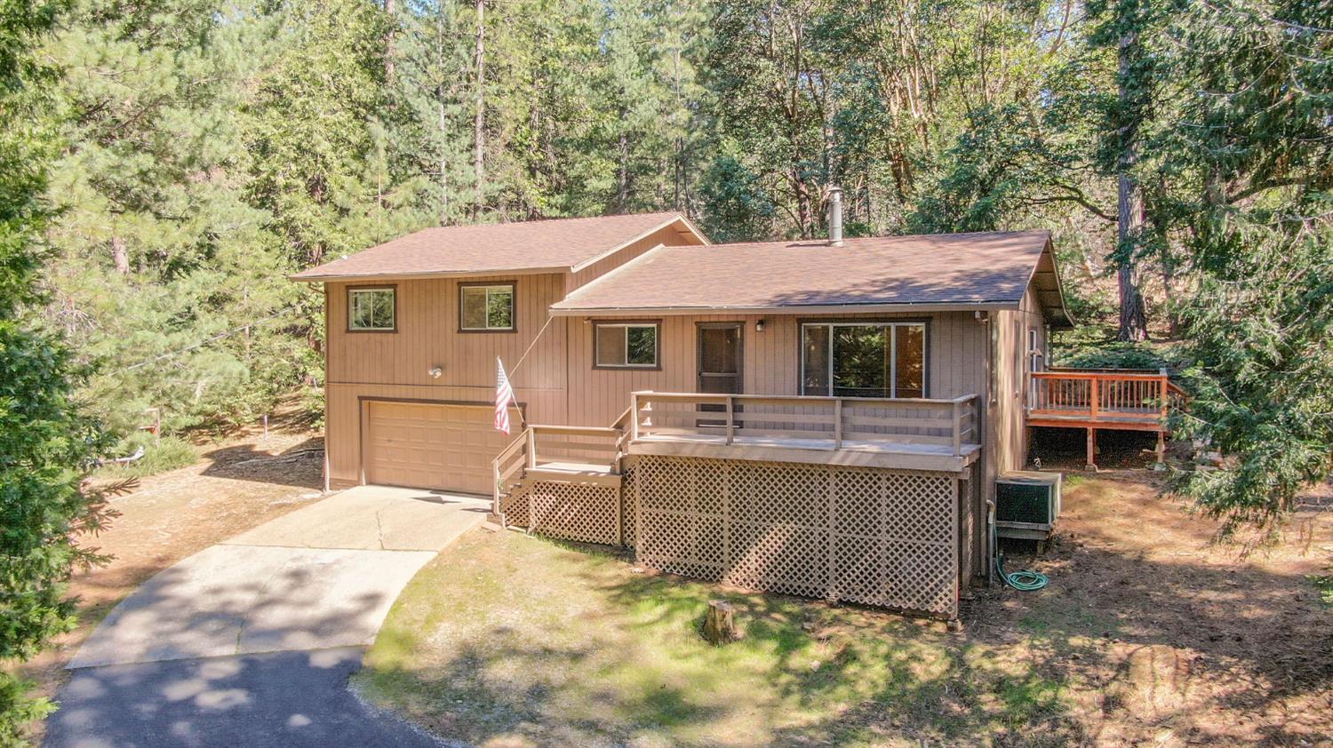 17884 Ruggles Court Pioneer, CA 95666 - Photo 1 of 37