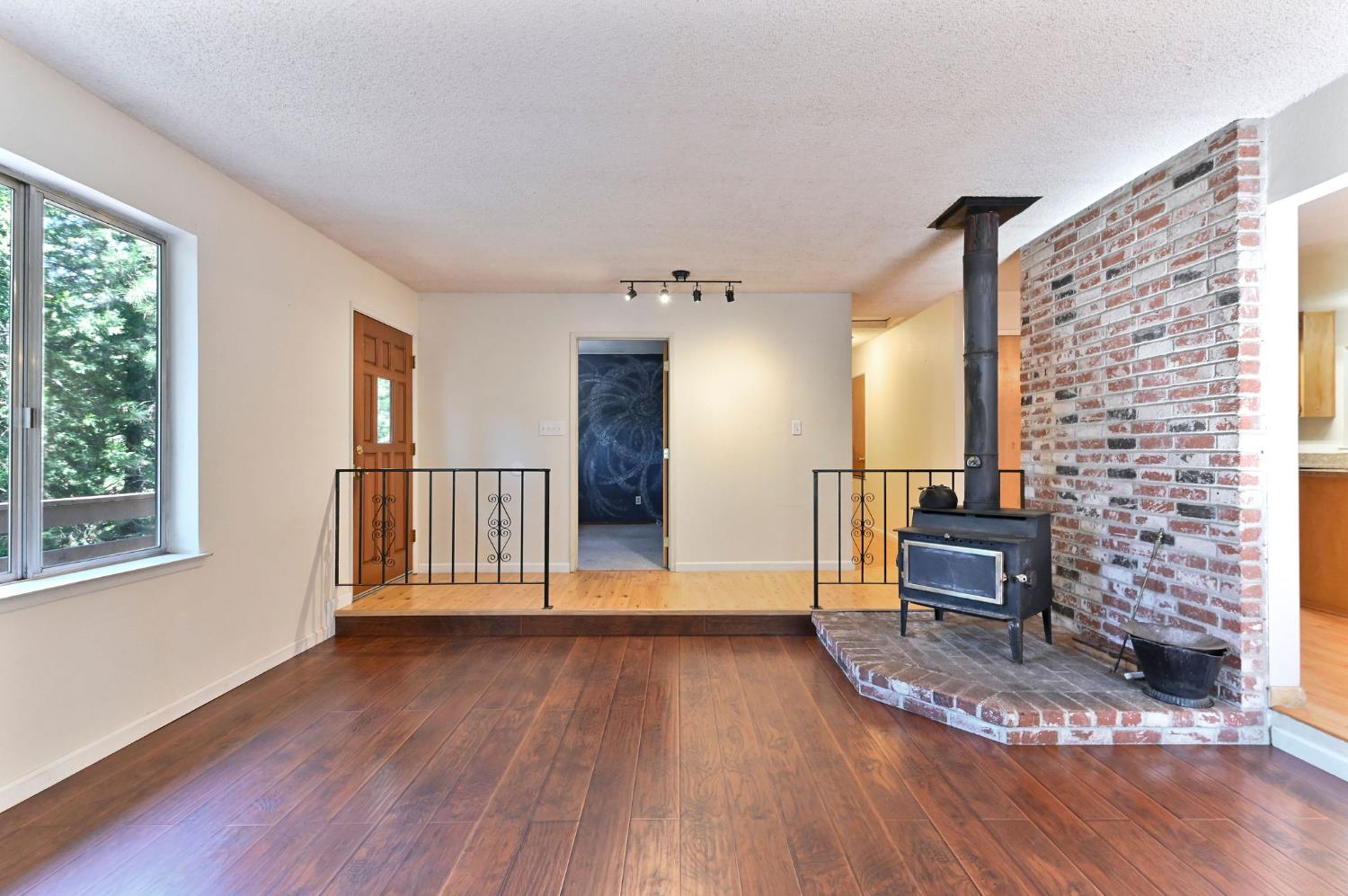 17884 Ruggles Court Pioneer, CA 95666 - Photo 9 of 37