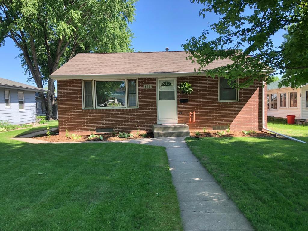 616 West Lincoln Street Springfield, MN 56087 - Photo 1 of 1 Gallery Image 1