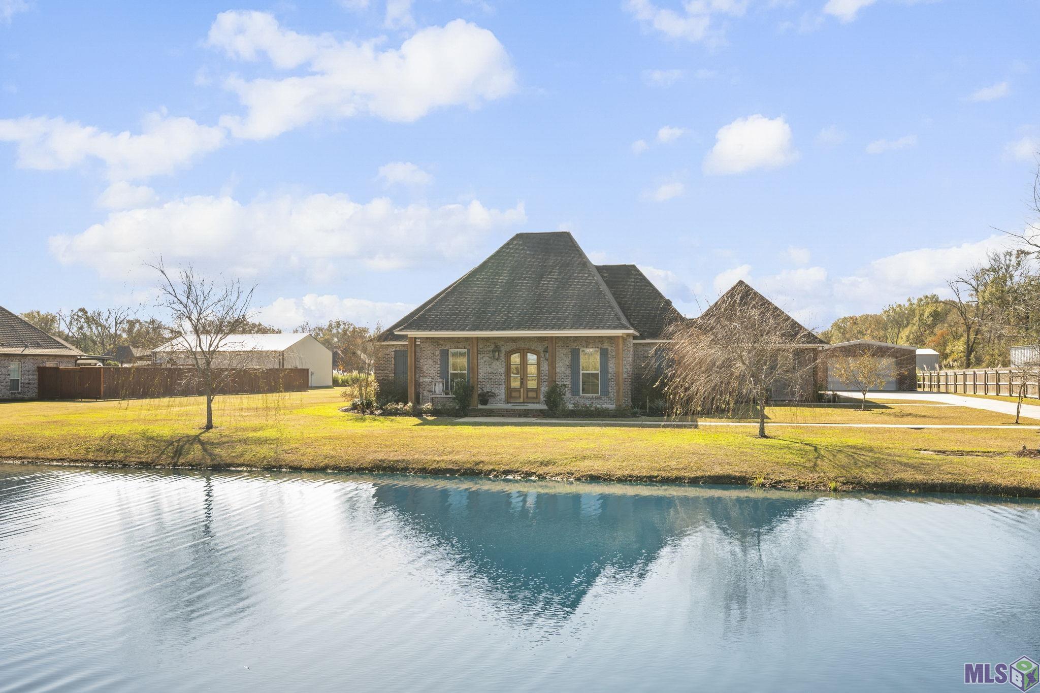 5859 Choctaw Road Brusly, LA 70719 - Photo 1 of 25 Gallery Image 1