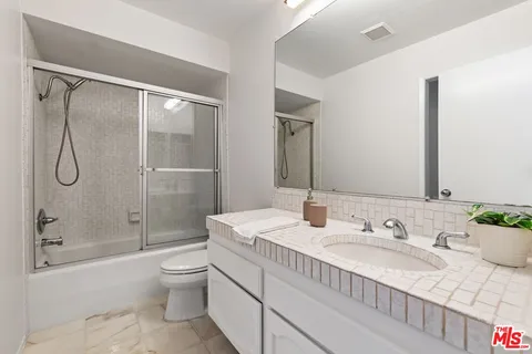 $1,915,000 | 2632 Claray Drive, Los Angeles, CA 90077