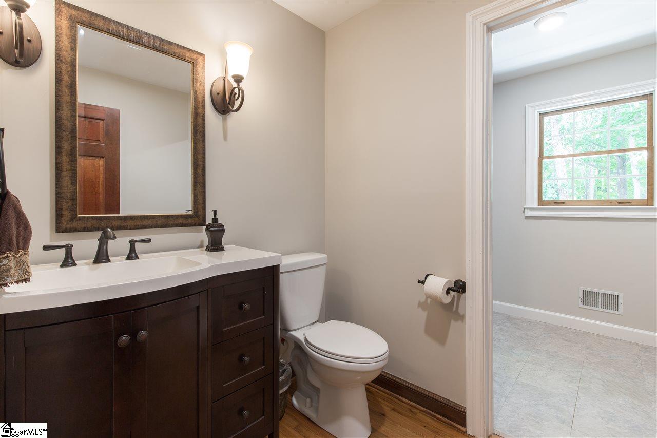 2417 Roper Mountain Road Simpsonville, SC 29681 - Photo 14 of 35 Gallery Image 14