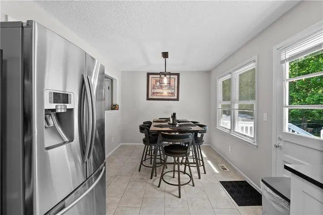 $279,900 | 13205 Overhill Road, Grandview, MO 64030