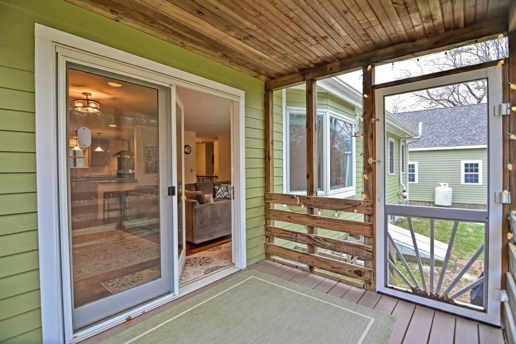 36 West Mill Street Medfield, MA 02052 - Photo 18 of 42