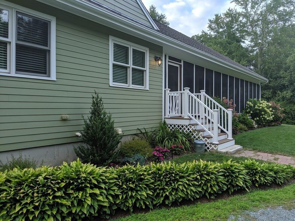 36 West Mill Street Medfield, MA 02052 - Photo 2 of 42