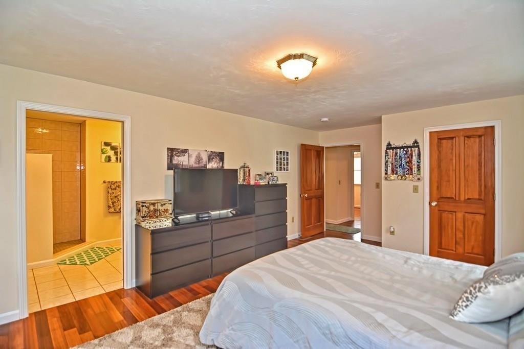 36 West Mill Street Medfield, MA 02052 - Photo 21 of 42